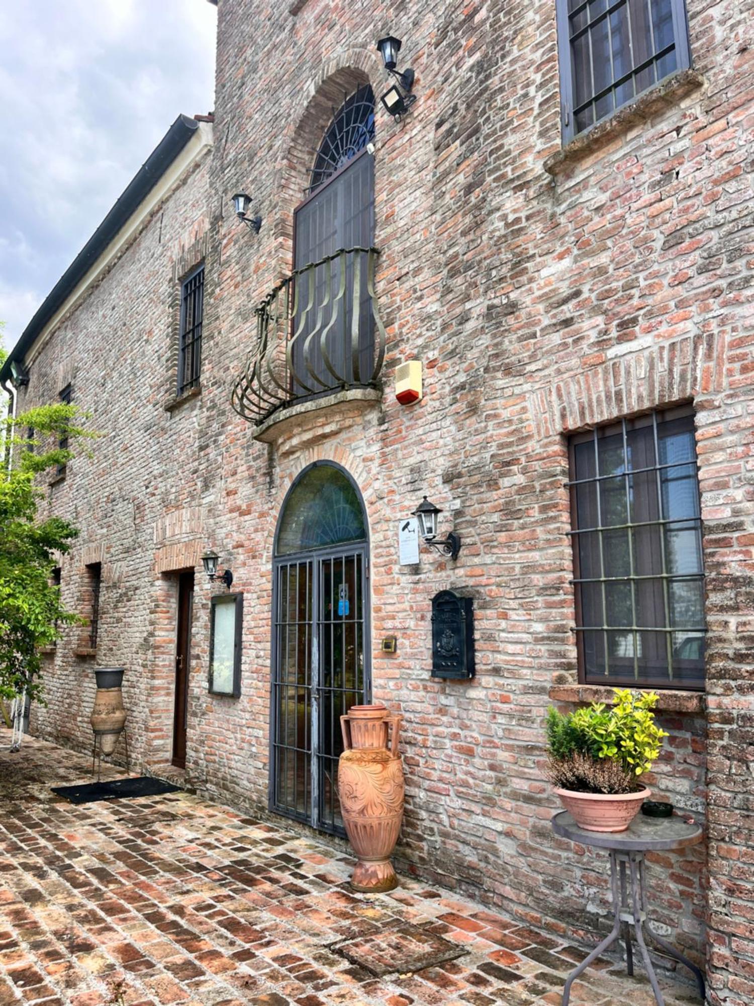 Locanda Corte Arcangeli Ferrara Kültér fotó